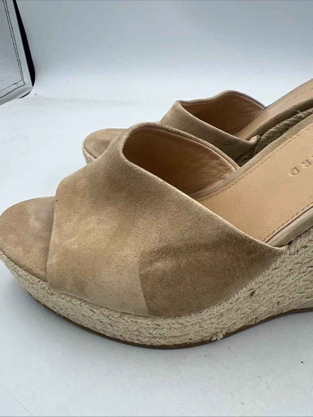 Veronica Beard Women’s Suede Espadrille Wedge Slide Sandals Beige Tan Size 8.5M